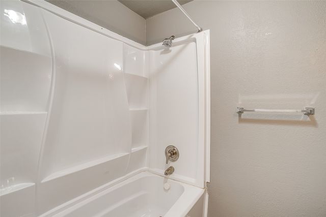 100 Henderson Street, Waxahachie, TX 75165