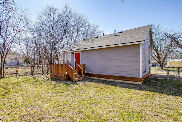 100 Henderson Street, Waxahachie, TX 75165