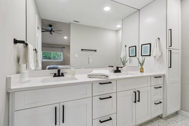 806 Serenada DR, Georgetown, TX 78628