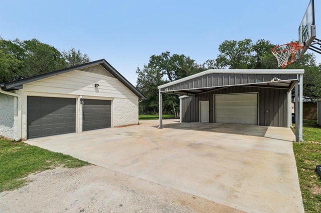 806 Serenada DR, Georgetown, TX 78628