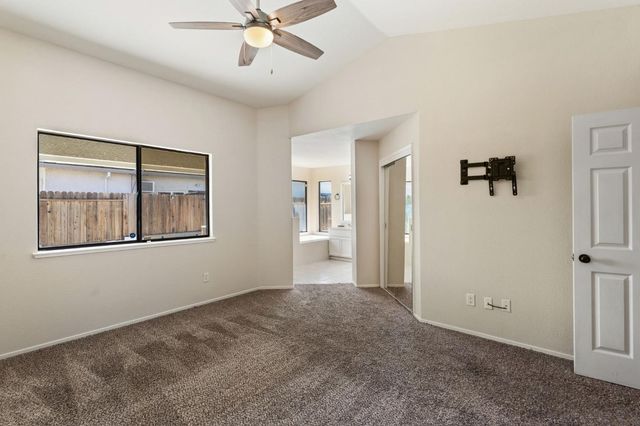 914 Cedar Canyon Cir, Galt, CA 95632