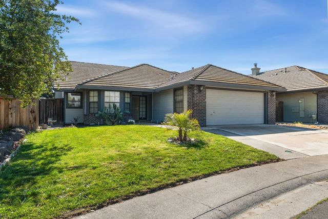 914 Cedar Canyon Cir, Galt, CA 95632