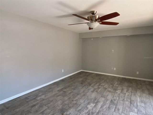 2910 PECAN AVENUE, Leesburg, FL 34748