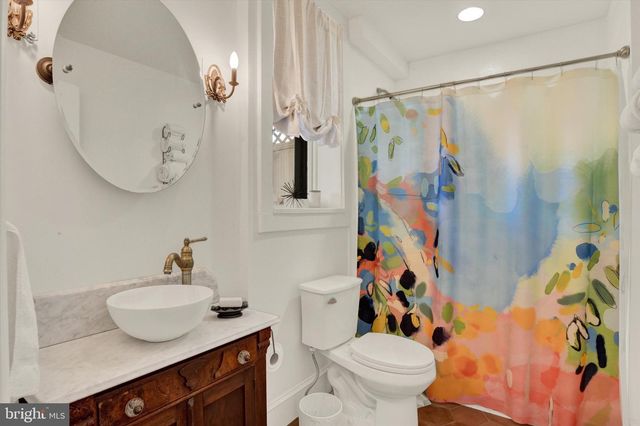 228 LEWIS ST, Harrisburg, PA 17110