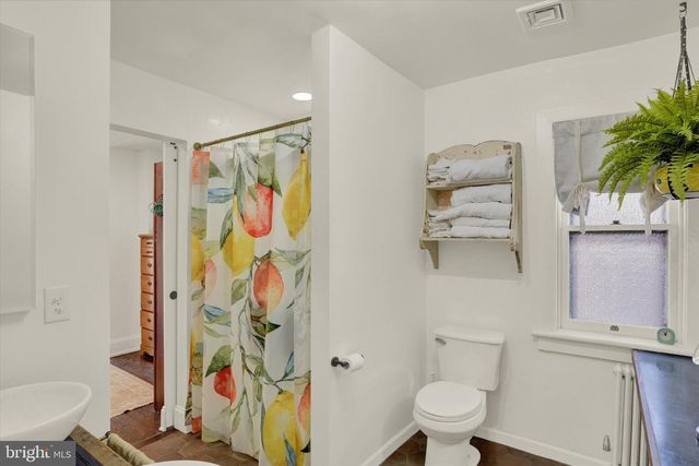 228 LEWIS ST, Harrisburg, PA 17110