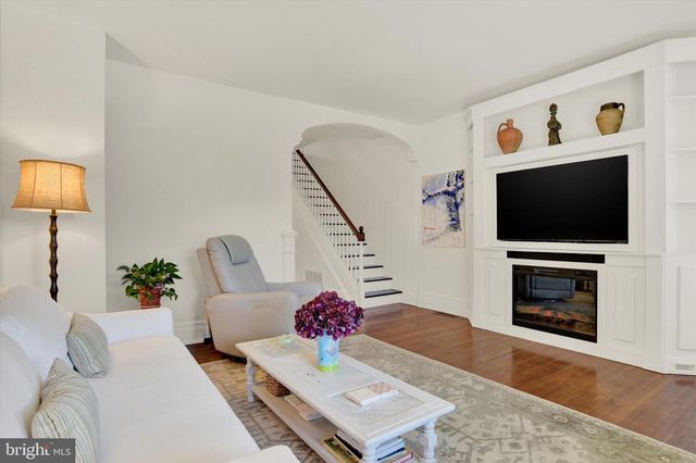 228 LEWIS ST, Harrisburg, PA 17110