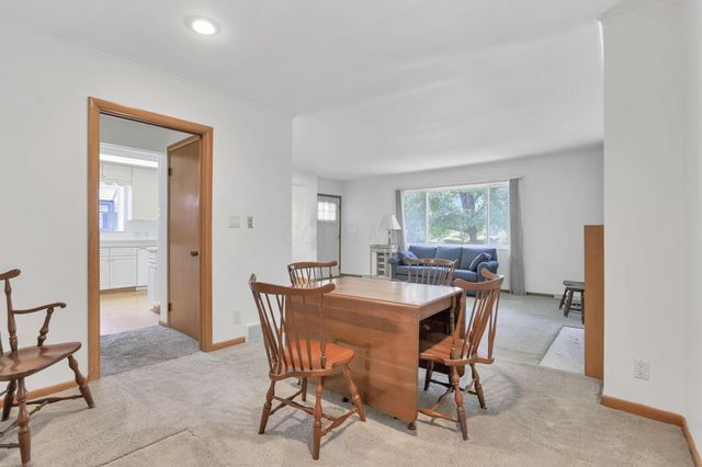 1830 Ardleigh Road, Columbus, OH 43221