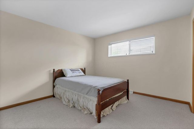 1830 Ardleigh Road, Columbus, OH 43221