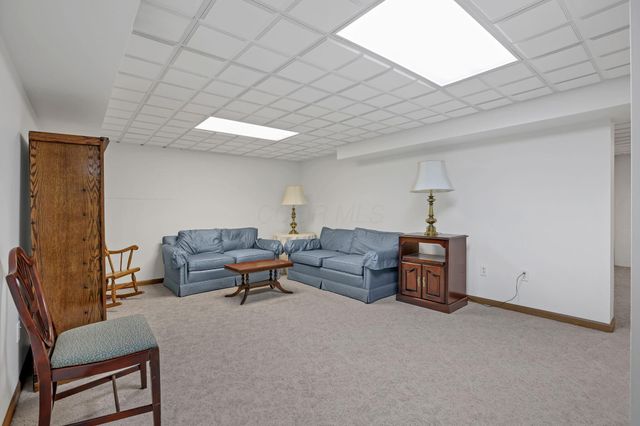 1830 Ardleigh Road, Columbus, OH 43221