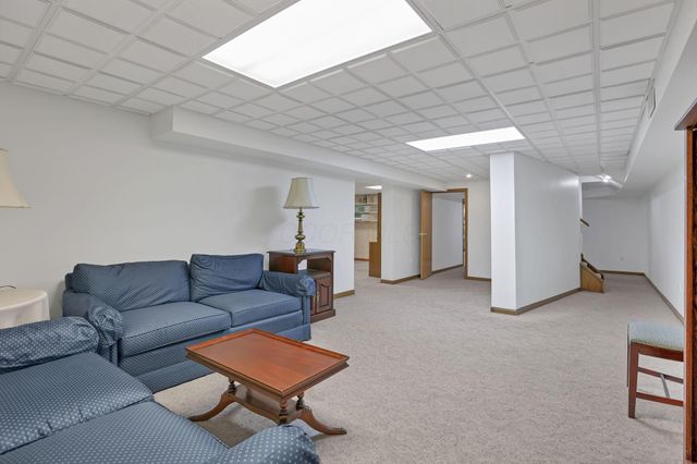 1830 Ardleigh Road, Columbus, OH 43221