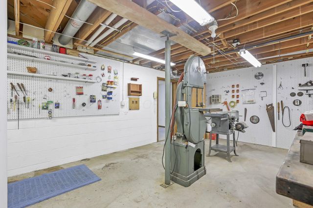 1830 Ardleigh Road, Columbus, OH 43221