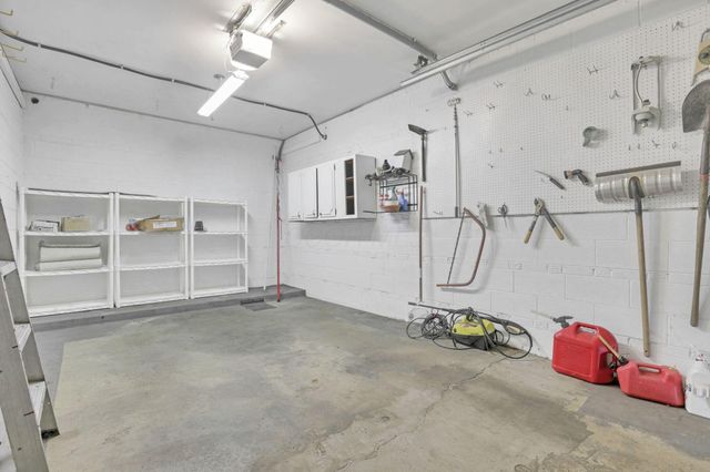 1830 Ardleigh Road, Columbus, OH 43221