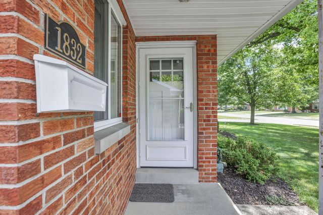 1830 Ardleigh Road, Columbus, OH 43221