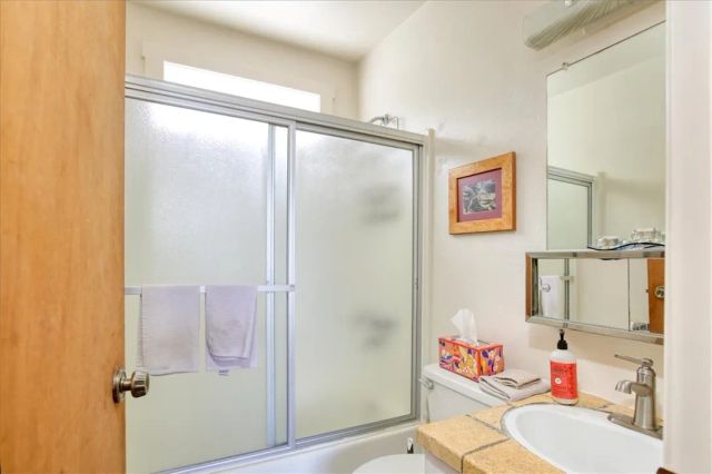 910 Sheffield Street, Cambria, CA 93428