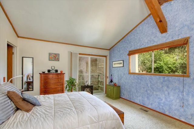 910 Sheffield Street, Cambria, CA 93428