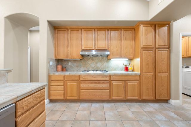 11413 Fawn Creek Ct, Auburn, CA 95602