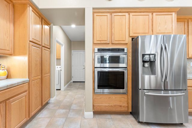 11413 Fawn Creek Ct, Auburn, CA 95602