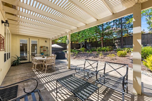 11413 Fawn Creek Ct, Auburn, CA 95602
