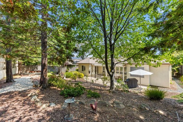 11413 Fawn Creek Ct, Auburn, CA 95602