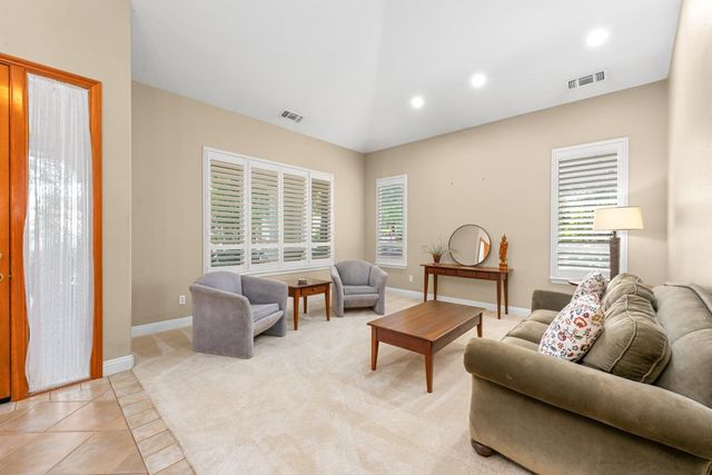 11413 Fawn Creek Ct, Auburn, CA 95602