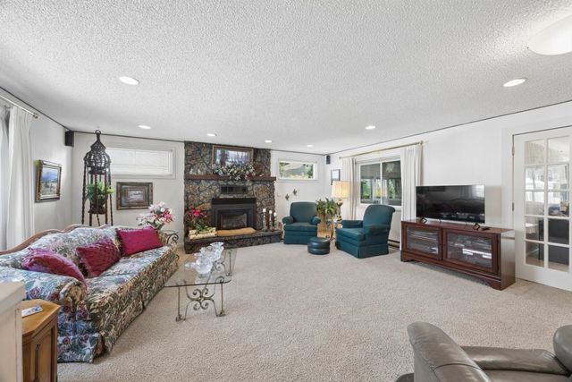5726 N C St, Spokane, WA 99205