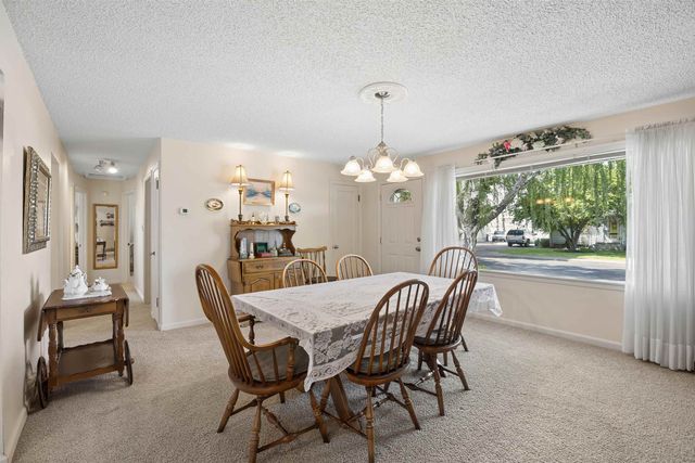 5726 N C St, Spokane, WA 99205