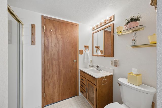 5726 N C St, Spokane, WA 99205