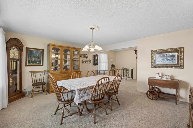 5726 N C St, Spokane, WA 99205