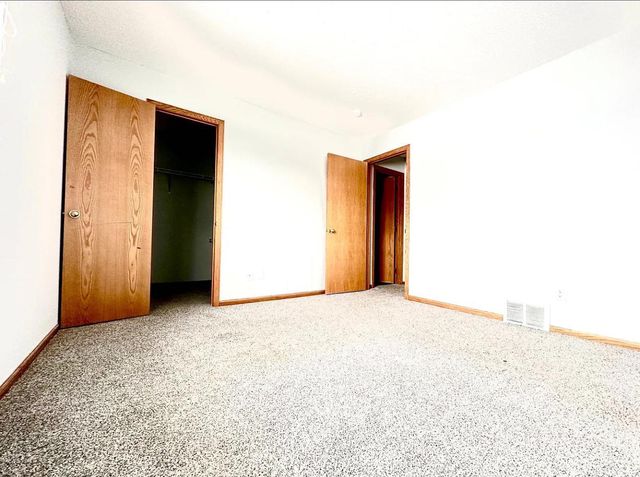 3288 Dodd Lane, Eagan, MN 55121