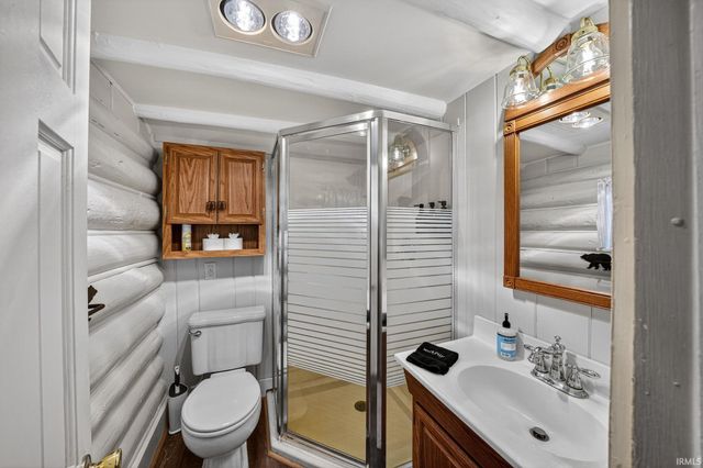 4457 N. Sullivan Road, Leesburg, IN 46538