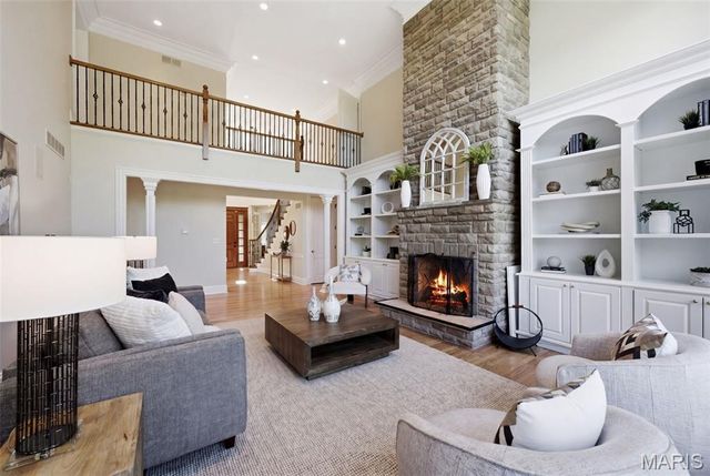 1532 Shepard Road, St Louis, MO 63038