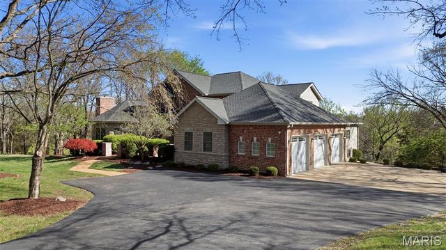 1532 Shepard Road, St Louis, MO 63038