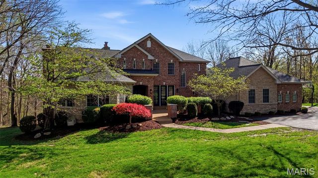 1532 Shepard Road, St Louis, MO 63038