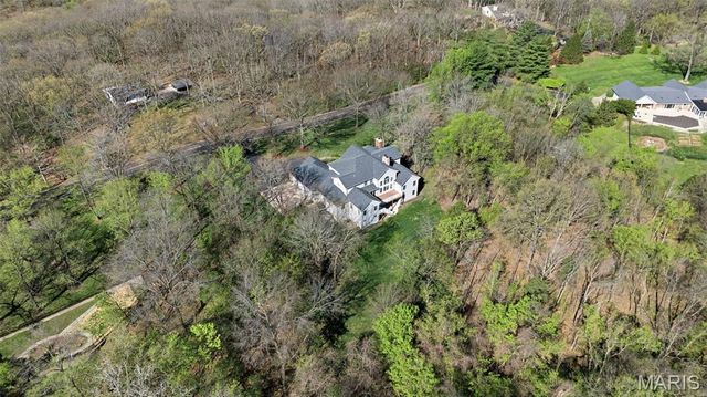 1532 Shepard Road, St Louis, MO 63038