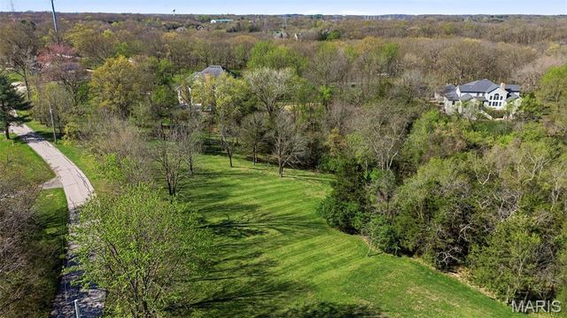 1532 Shepard Road, St Louis, MO 63038