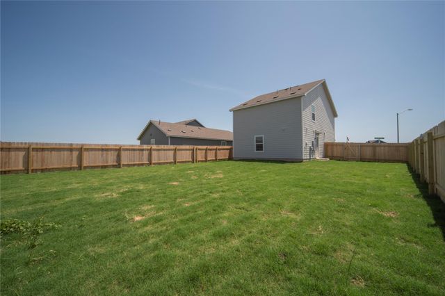 301 Rancho Del Cielo LOOP, Jarrell, TX 76537