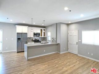 10560 SANTA MONICA 104, Los Angeles, CA 90025