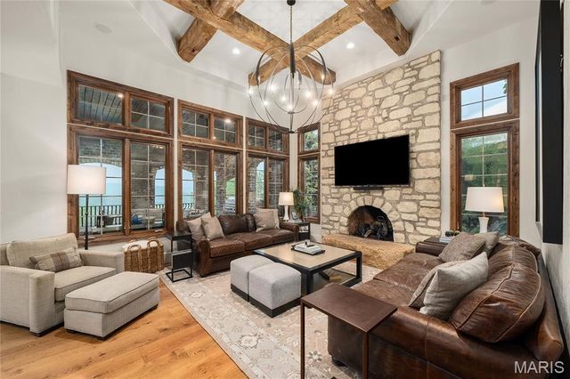 544 Quail Ridge Lane, St Albans, MO 63073