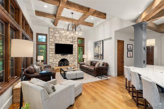 544 Quail Ridge Lane, St Albans, MO 63073