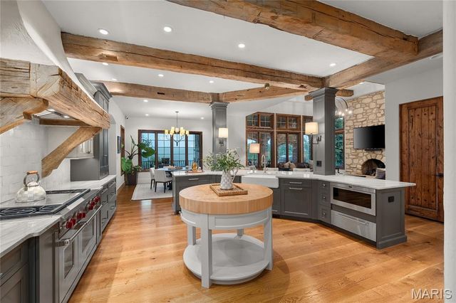 544 Quail Ridge Lane, St Albans, MO 63073