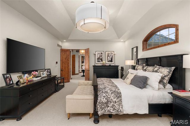 544 Quail Ridge Lane, St Albans, MO 63073