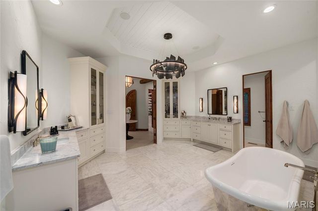 544 Quail Ridge Lane, St Albans, MO 63073