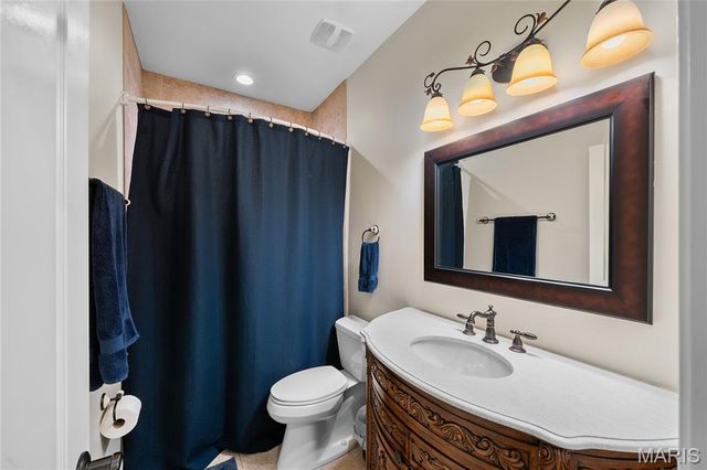 544 Quail Ridge Lane, St Albans, MO 63073