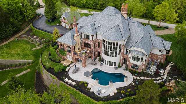 544 Quail Ridge Lane, St Albans, MO 63073