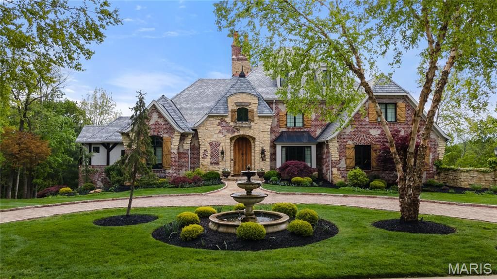 544 Quail Ridge Lane, St Albans, MO 63073