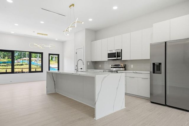 2697 Grand Isles Way, Decatur, GA 30032