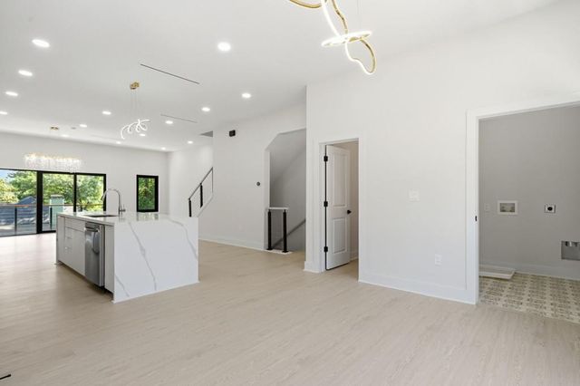 2697 Grand Isles Way, Decatur, GA 30032