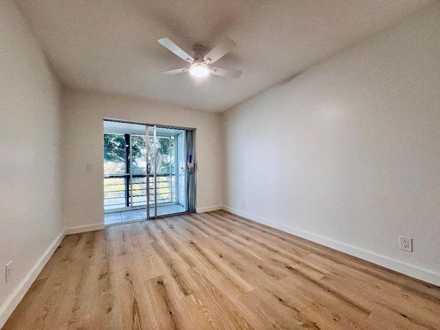 130 Chatham F, West Palm Beach, FL 33417