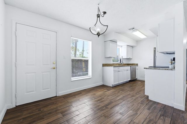 6088 Heather Street, Jupiter, FL 33458
