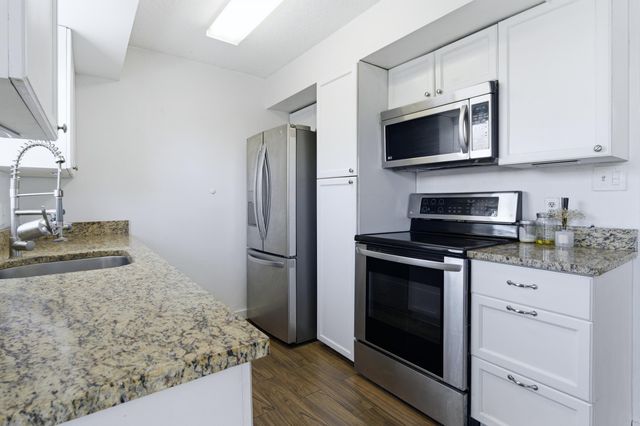 6088 Heather Street, Jupiter, FL 33458